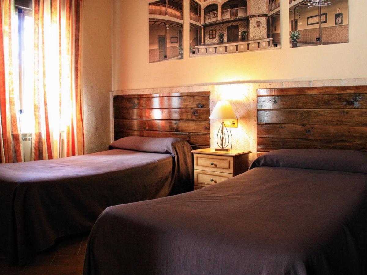 Complejo Turistico Las Canadas Casas De Campo- Actividades Gratuitas Todos Los Fines De Semana Баньос-де-Монтемайор Экстерьер фото