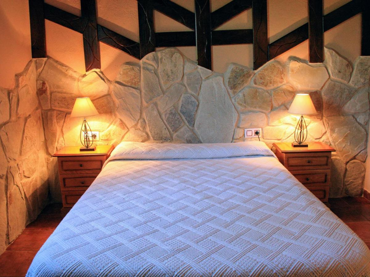 Complejo Turistico Las Canadas Casas De Campo- Actividades Gratuitas Todos Los Fines De Semana Баньос-де-Монтемайор Экстерьер фото