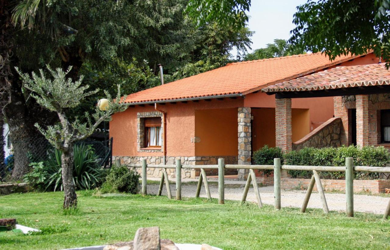 Complejo Turistico Las Canadas Casas De Campo- Actividades Gratuitas Todos Los Fines De Semana Баньос-де-Монтемайор Экстерьер фото