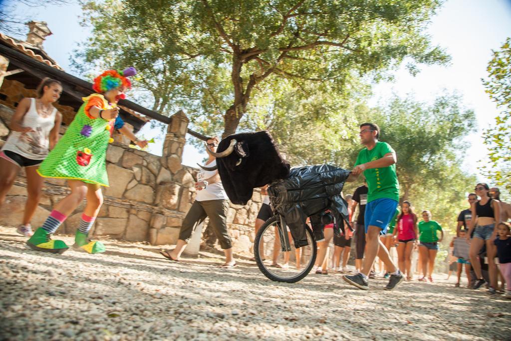 Complejo Turistico Las Canadas Casas De Campo- Actividades Gratuitas Todos Los Fines De Semana Баньос-де-Монтемайор Экстерьер фото